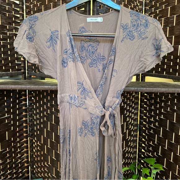 MOD REF Midi Dress, Flutter Sleeves, Size S - Picture 2 of 8